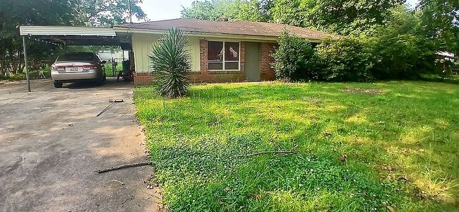 Photo of 135 Grovewood Ct, Montgomery, AL
