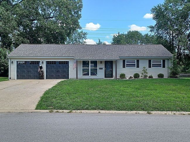 Photo of 26 Saint Matthew Ave, O'Fallon, MO