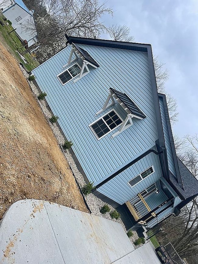 Image of 512 Church St