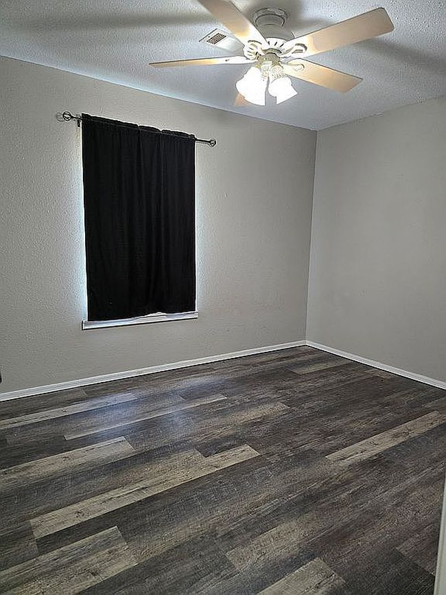 Photo of 202 Hooper St, Hackett, AR