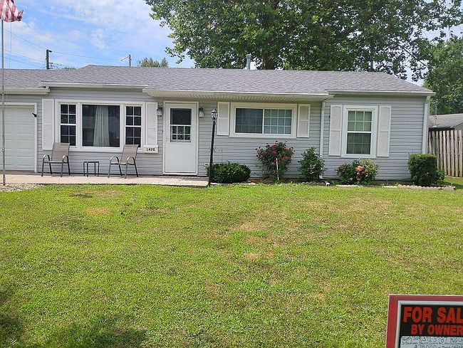 Photo of 1420 Lane Ave, Galesburg, IL