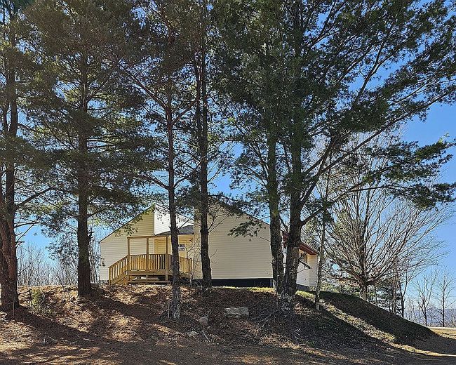 Image of 136 Freedom Ln