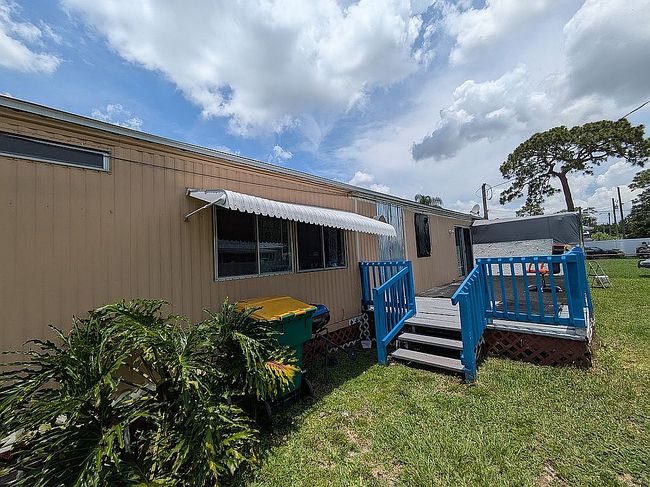 Additional photo 1 of property located at 2751 Burrows Ave