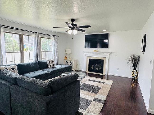 Image of 503 Edwards Ct