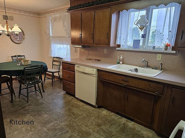 Photo of 111 Grand Pkwy N, Lewistown, PA