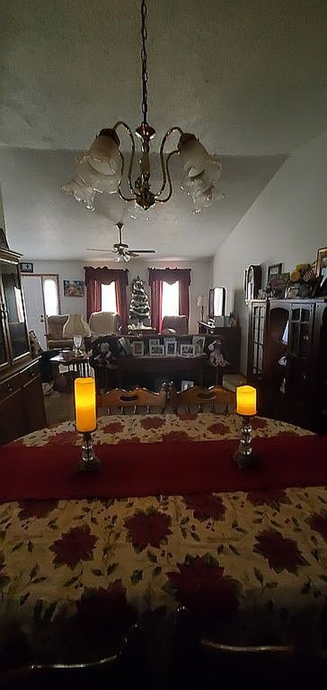 Photo of 616 Carolyn Dr, Poplar Bluff, MO