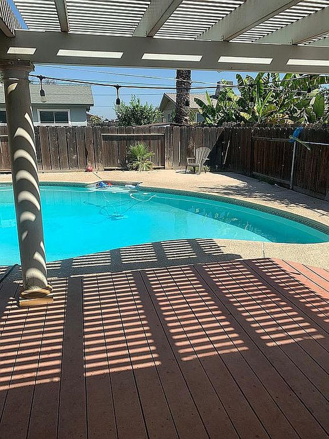 Photo of 530 E Spruce Ave, Lemoore, CA