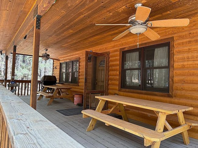Photo of 261 W Aspen Dr, Mammoth Creek, UT
