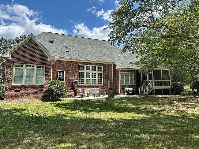 Photo of 512 W Franklin St, Zebulon, NC