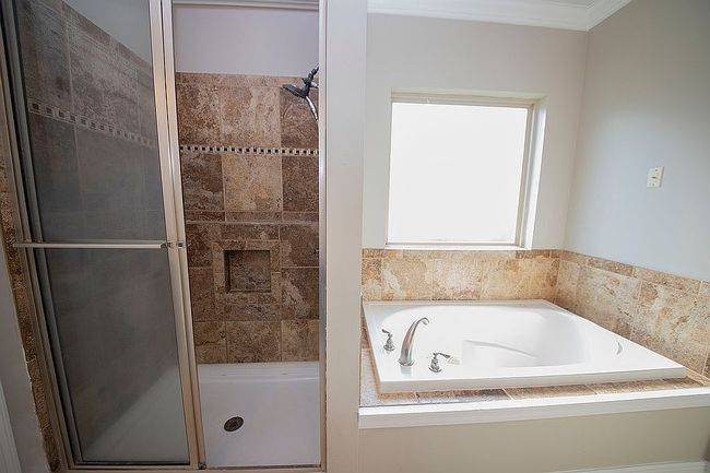 Additional photo 1 of property located at 202 Clay Ridge Dr