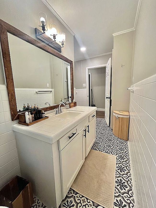 Photo of 202 Pinehills Dr, Hattiesburg, MS