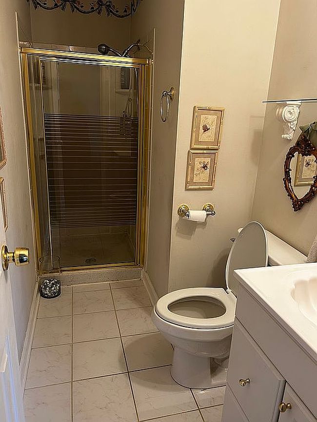 Photo of 5927 Sherman Dr, Woodridge, IL