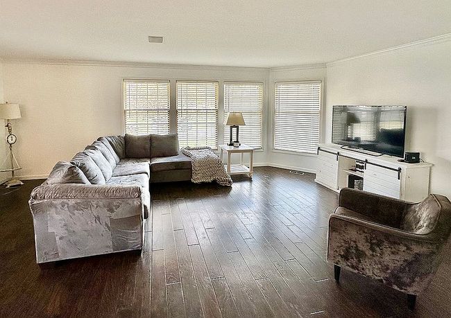 Image of 401 Delwood Dr