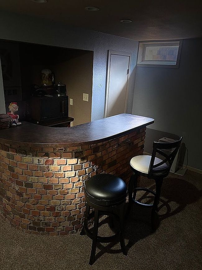 Image of 804 Clover Ln