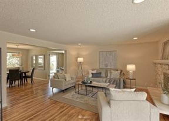 Additional photo 2 of property located at 1333 9th Ave N