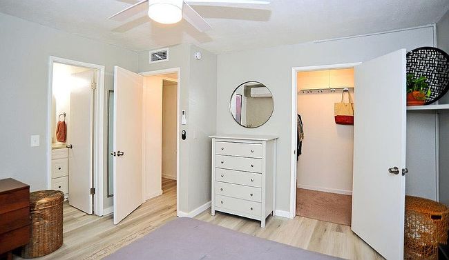 Image of 423 W Jamestown Rd #49