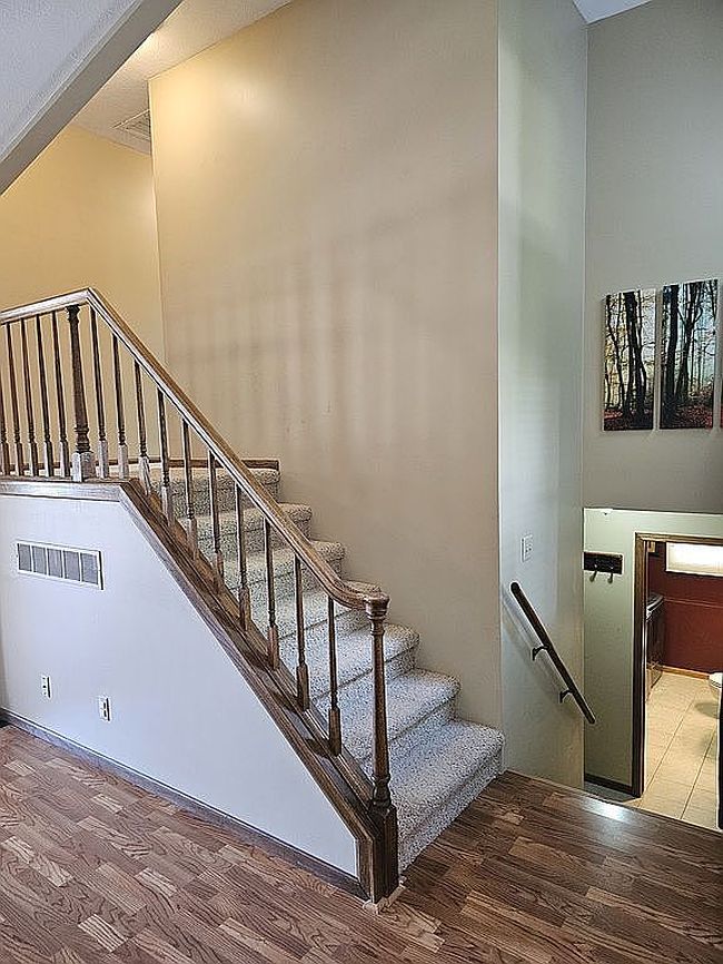 Photo of 801 Glenridge Rd, Lincoln, NE
