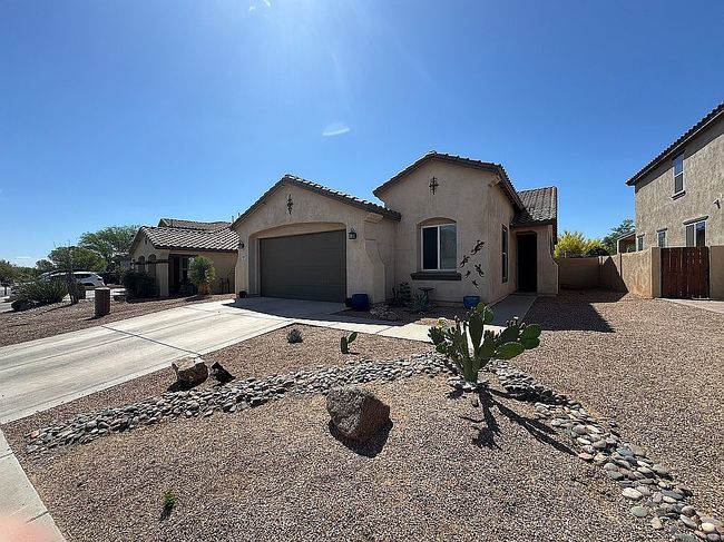 Preview of property located at 403 W Calle La Bolita