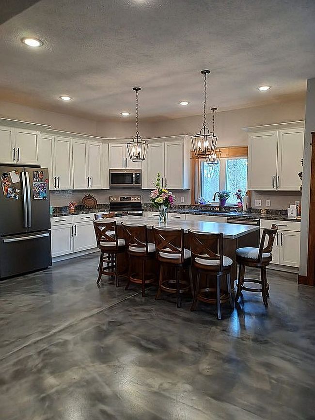 Photo of 6706 E Price Rd, Saint Johns, MI