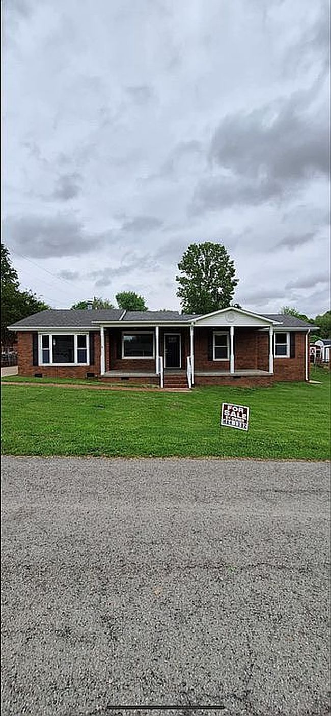 Image of 2015 Carter Dr