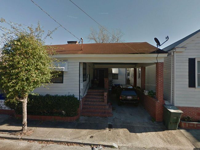 Preview of property located at 6 Dewey St