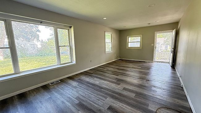 Photo of 3234 Tauromee Ave, Kansas City, KS