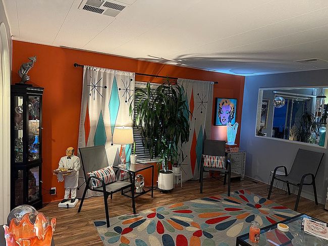 Image of 284 Saguaro Dr