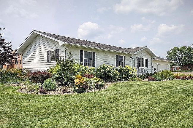 Photo of 525 E 5th Ave, Miller, SD