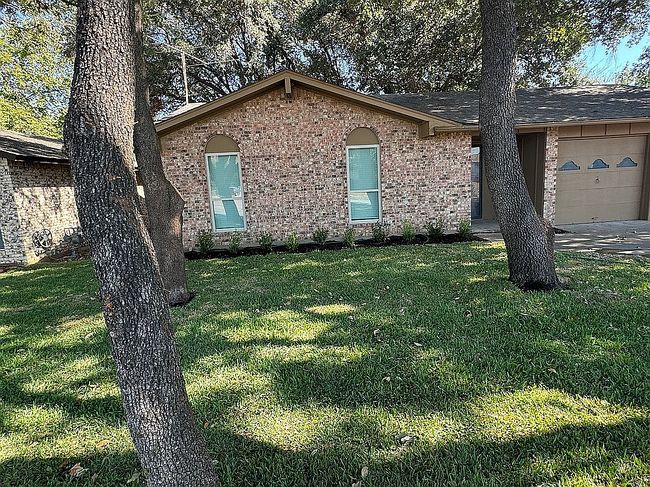 Image of 1902 Glenwick Ln