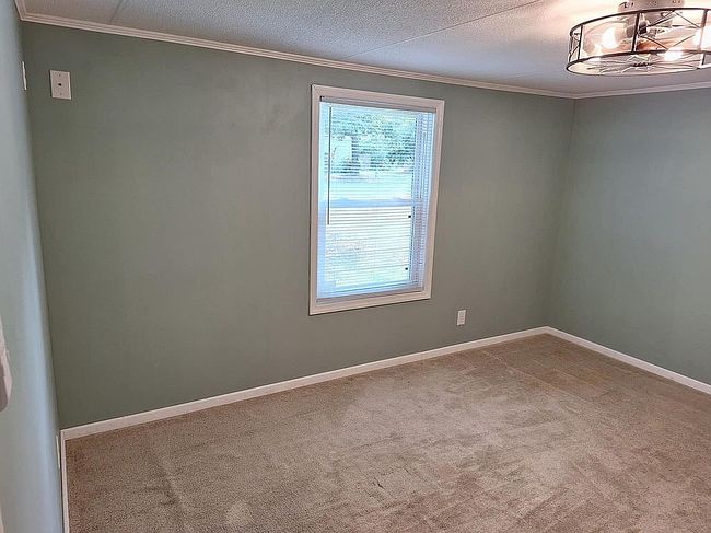 Image of 315 Amanda Ln
