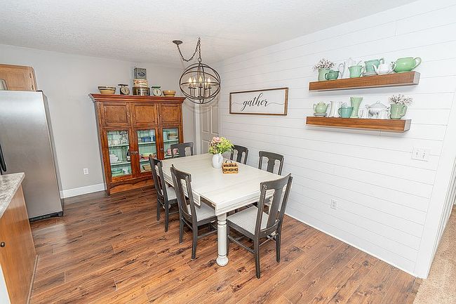 Photo of 2283 Pioneer Ave, Winterset, IA