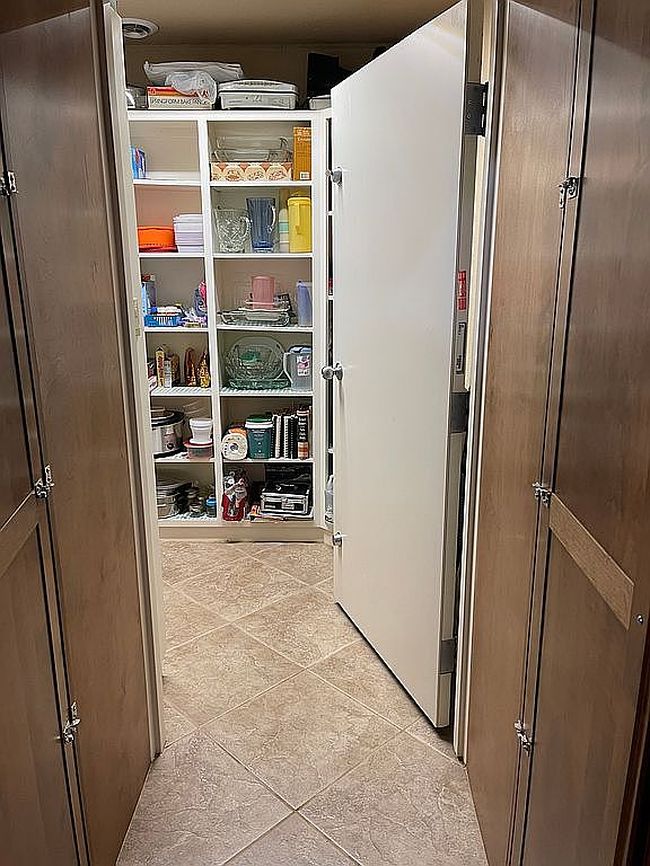 Additional photo 2 of property located at 1710 Winter Park Cir