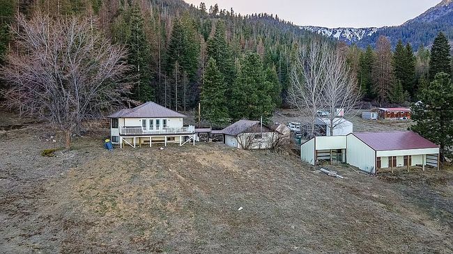 Photo of 43800 Spring Creek Loop, Baker City, OR