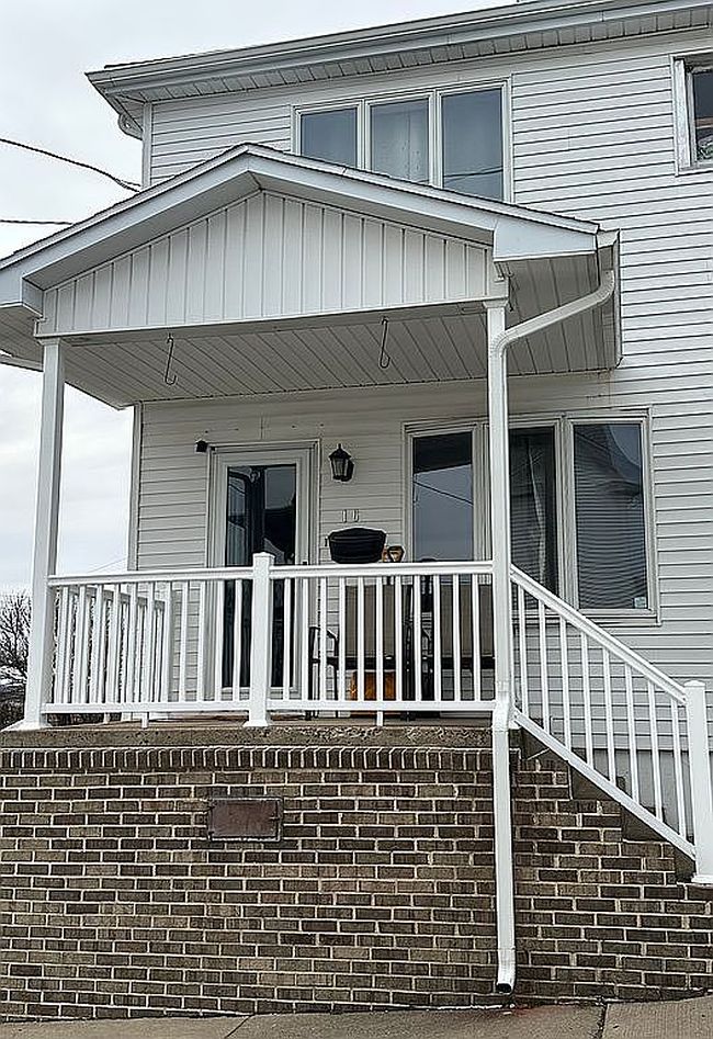 Image of 16 N 8th St