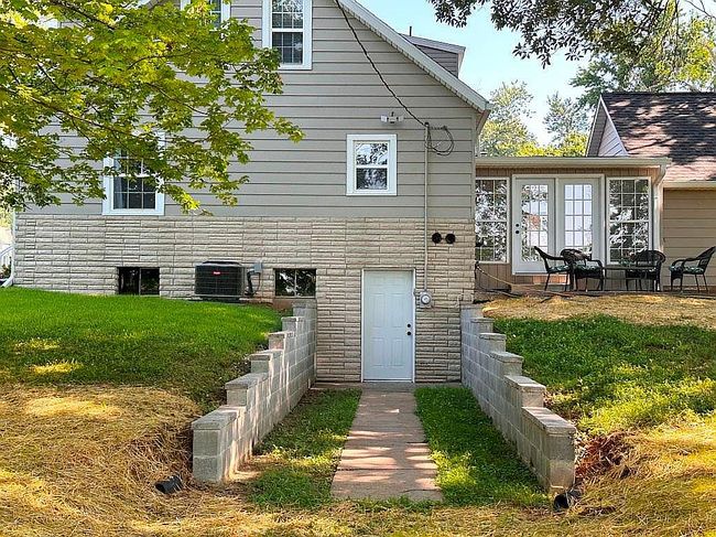 Photo of 5501 Kratzville Rd, Evansville, IN