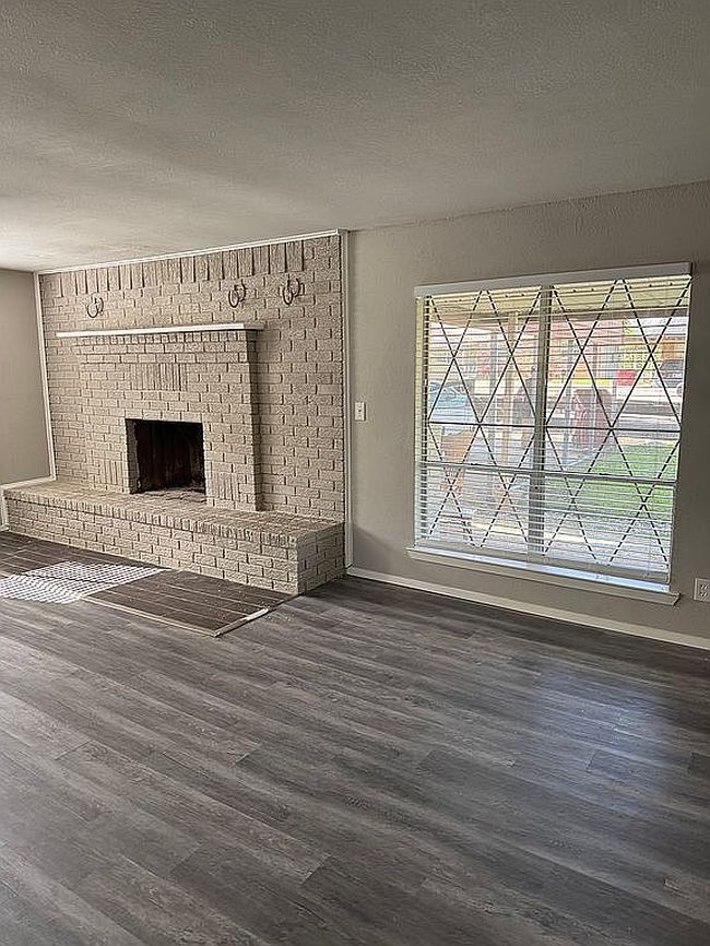 Image of 107 Hughes Ave