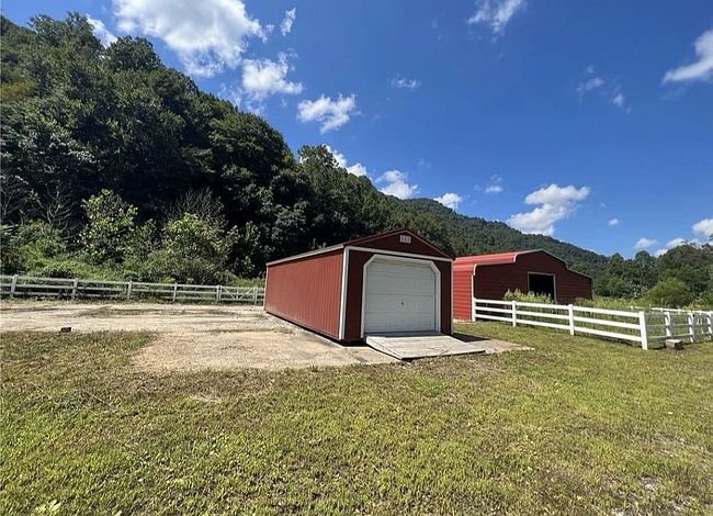 Photo of 769 Allen Harvey Way, Wharton, WV