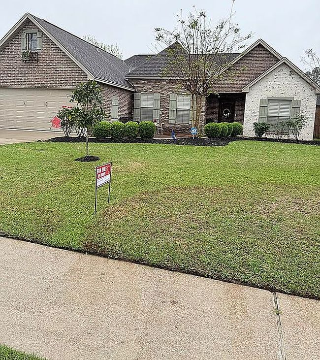 106 Gracie Ln, Lumberton, TX