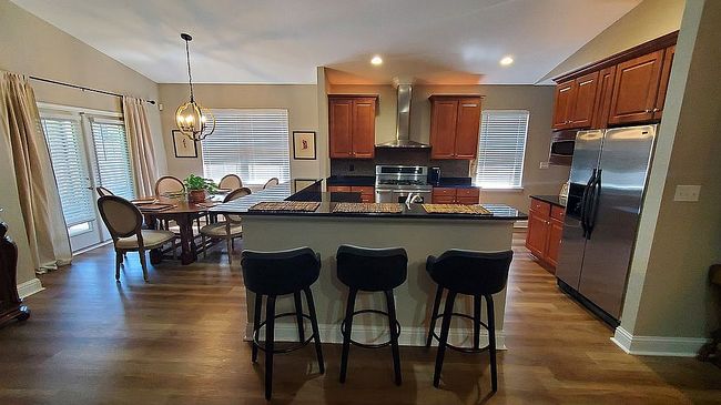 Image of 8462 Salt Grass Dr W
