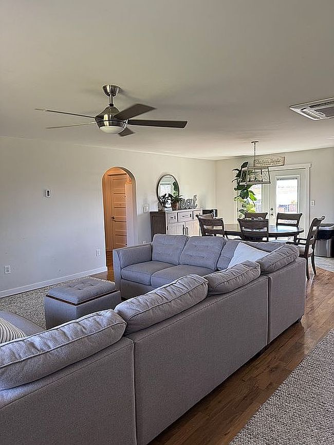 Image of 27460 Jackson Rd