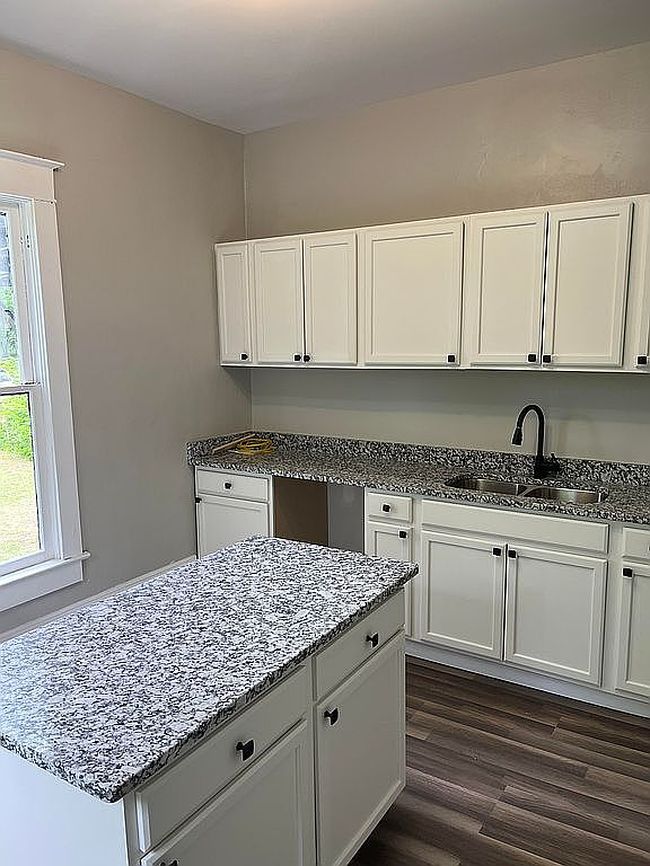 Photo of 1203 Nashville Ave, Sheffield, AL