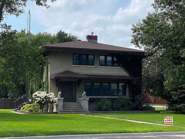 Photo of 506 12th Ave