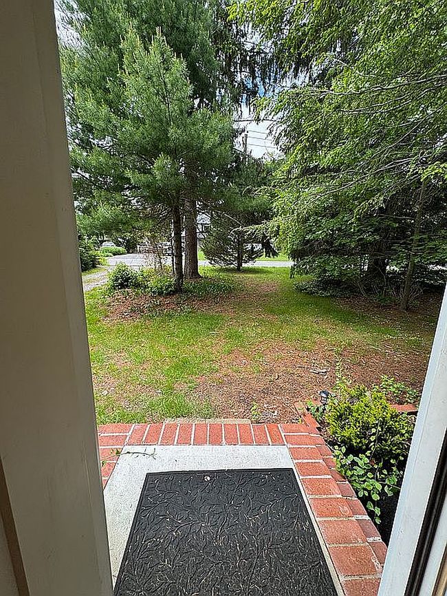 Photo of 19 Sunny Rd, Saint James, NY