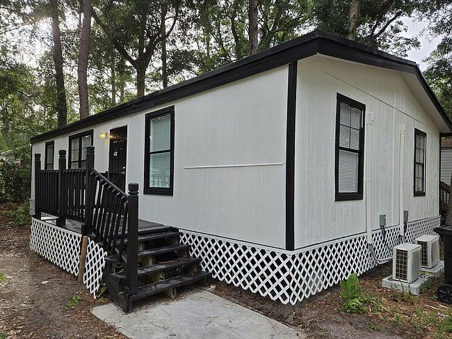 Photo of 2404 Ne 51st Blvd, Gainesville, FL