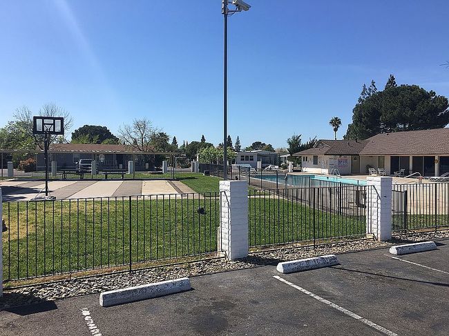Photo of 10035 Mills Station Rd Spc 5, Sacramento, CA