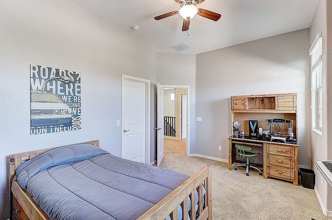 Photo of 18253 W Thistle Landing Dr, Goodyear, AZ