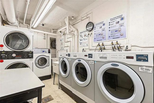 Photo of 52 Yonkers Ter Apt 1D, Yonkers, NY