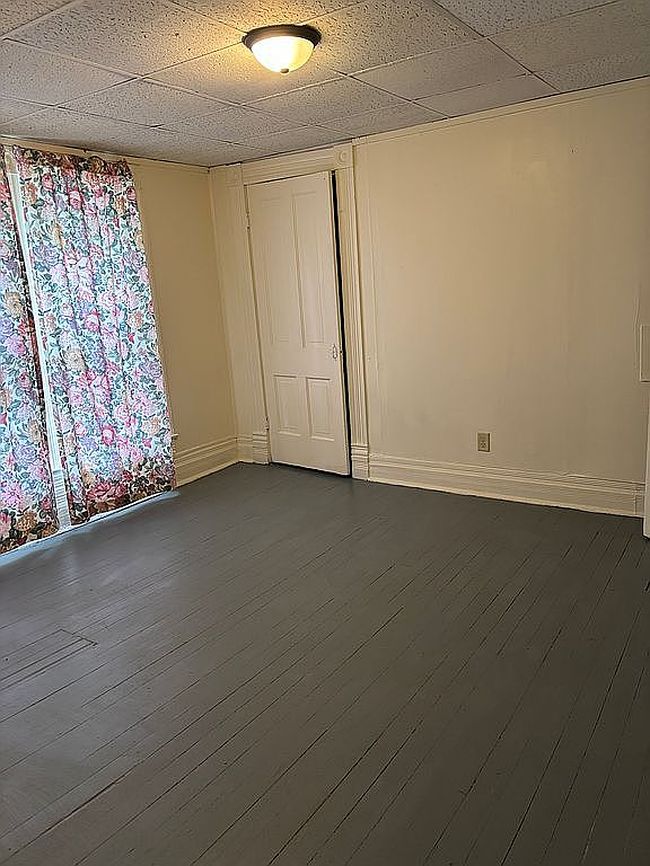 Photo of 2707 Olive St, Saint Joseph, MO