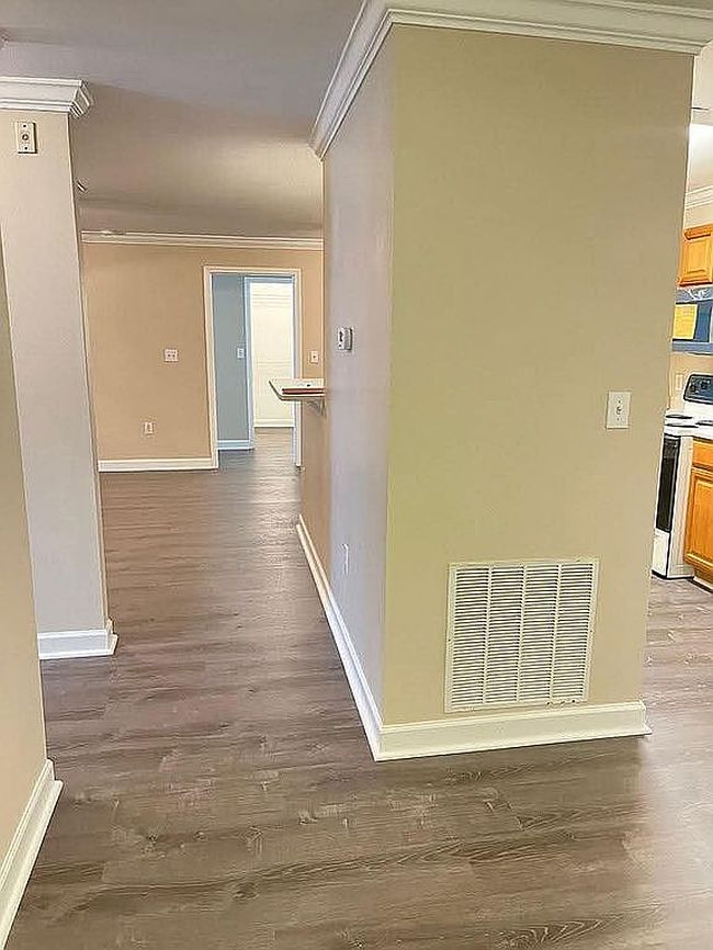 Additional photo 2 of property located at 18413 Bridle Club Dr #413