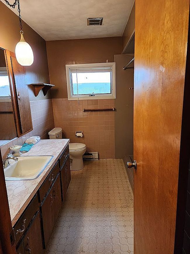 Image of 4200 Kreig Ave
